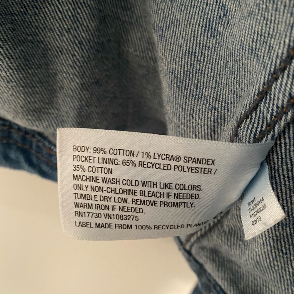 Universal Thread Jean Jacket - Picture 3 of 4
